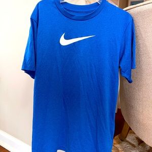 Mens blue nike Dri fit shirt